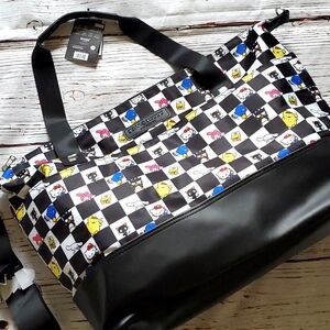 🆕️ CUTE SANRIO HELLO KITTY AND FRIENDS BLACK & WHITE CHECKERED OVERNIGHT BAG 🖤